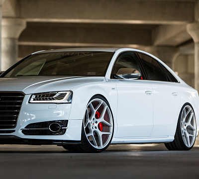 Фото дисков Vossen CG-205 на Audi A/S 8 (D4)