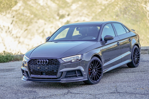 Фото дисков Savini BM16 Черный глянец на Audi A/S/RS 3 (8V)