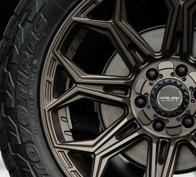 Фото дисков 4PLAY 4P83 на GMC Sierra IV