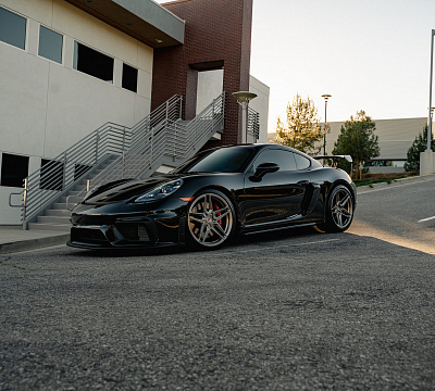 Фото дисков Vossen EVO-1 на Porsche Cayman III
