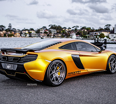Фото дисков Strasse Wheels SM5R Deep Concave FS на McLaren 650S
