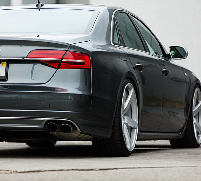 Фото дисков Vossen CV3 на Audi A/S 8 (D4)