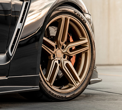 Фото дисков Vossen HF-1 на Nissan GT-R