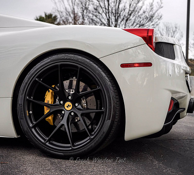 Фото дисков HRE P101 на Ferrari 458
