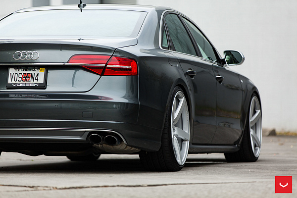 Фото дисков Vossen CV3 Серебро на Audi A/S 8 (D4)