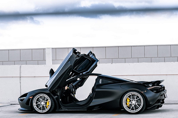 Фото дисков Anrky AN32 Полированный лак на McLaren 720S