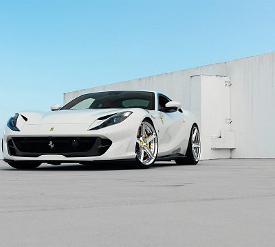 Фото дисков Anrky AN25 на Ferrari 812