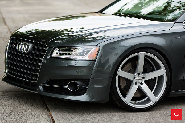 Фото дисков Vossen CV3 Серебро на Audi A/S 8 (D4)