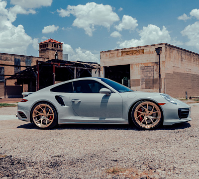 Фото дисков Strasse Wheels SM5RT Deep Concave Duoblock на Porsche 911 VII