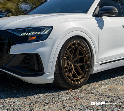 Фото дисков Vossen HFX-1 (5-Lug) на Audi Q8