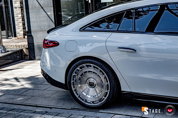 Фото дисков Vossen LC3-11T Глянцевый тонированный лак на Mercedes-Benz EQS