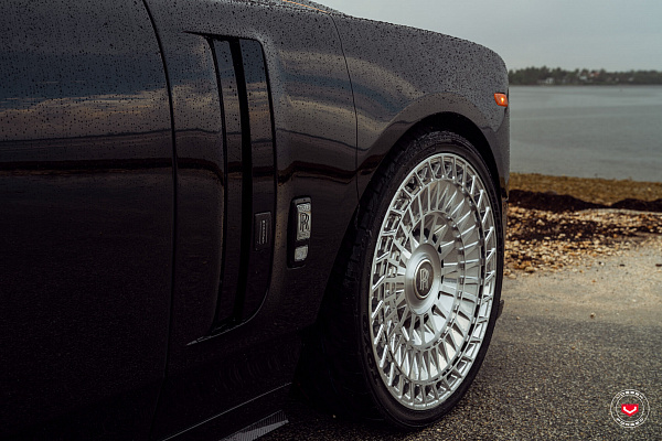 Фото дисков Vossen LC3-13T Глянцевый лак на Rolls-Royce Phantom