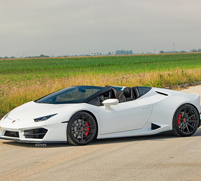 Фото дисков Strasse Wheels SV10 Deep Concave Duoblock на Lamborghini Huracan