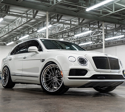 Фото дисков Anrky AN39 на Bentley Bentayga