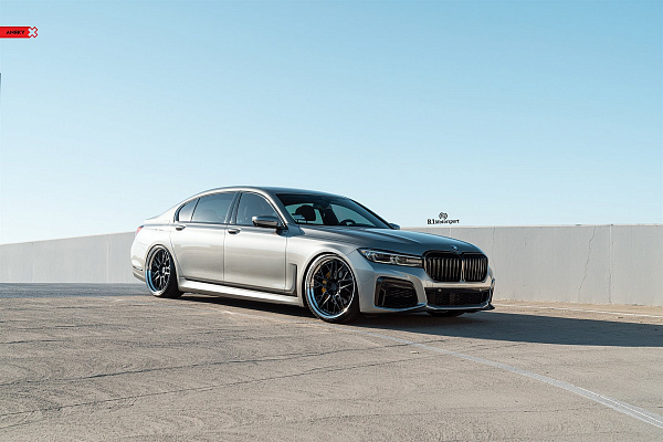 Фото дисков Anrky RS2 Черный сатин на BMW 7 (G11/G12)