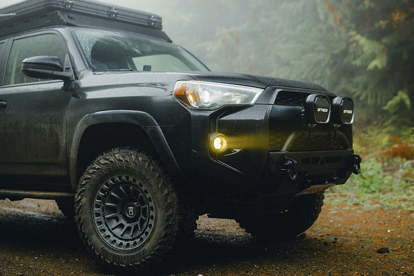 Фото дисков Black Rhino BARRAGE  на Toyota 4Runner V