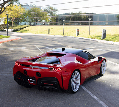 Фото дисков HRE P204 на Ferrari SF90