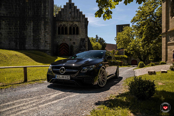 Фото дисков Vossen M-X2 Сатиновый лак на Mercedes-Benz E-Class (W213, S213, C238)