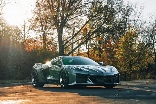 Фото дисков Anrky AN31 Черный глянец на Chevrolet Corvette C8