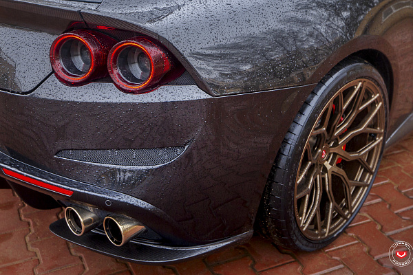 Фото дисков Vossen S17-01 Сатиновая бронза на Ferrari GTC4Lusso