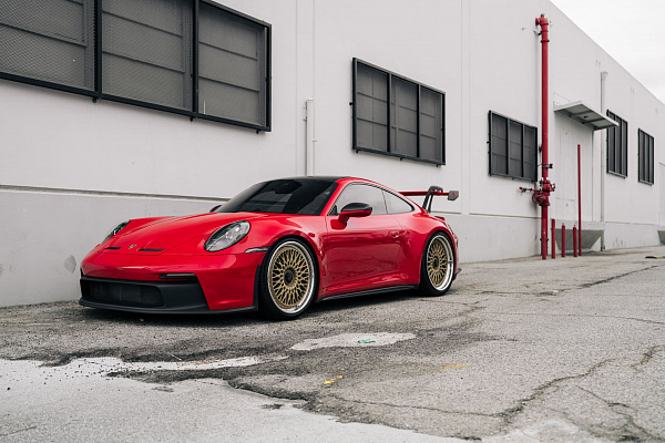 Фото дисков Brixton Forged TR20 Сатиновое золото на Porsche 911 VIII