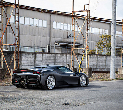 Фото дисков HRE 515 GTM на Ferrari SF90