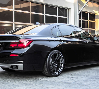 Фото дисков CEC C882 на BMW 7 (F01/F02/F04)