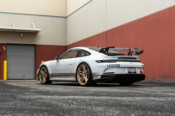 Фото дисков HRE S107SC Сатиновое темное золото на Porsche 911 VIII