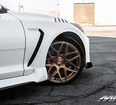Фото дисков MRR FS01 на Kia Stinger