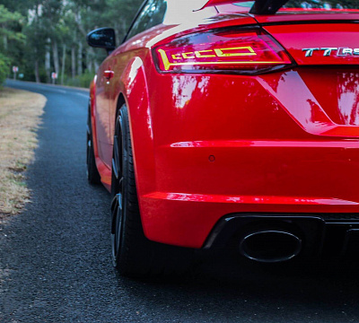 Фото дисков HRE FF04 на Audi TT (8S)