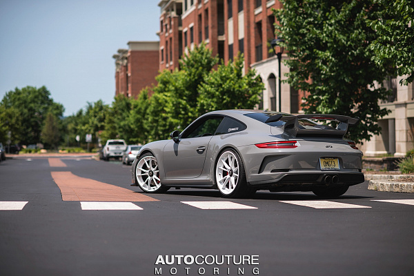 Фото дисков HRE S101 Белый глянец на Porsche 911 VII