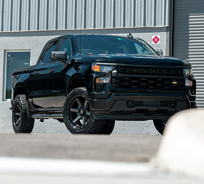 Фото дисков 4PLAY 4P63 на Chevrolet Silverado IV