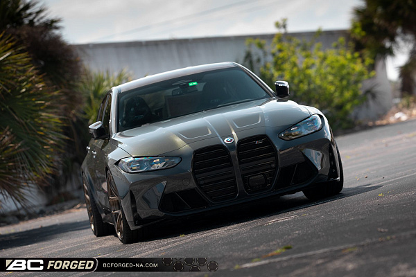 Фото дисков BC Forged RZ21 Глянцевое темное золото на BMW 3/M3 (G2x/G80)