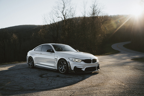 Фото дисков Rotiform BPU Черный глянец на BMW 4/M4 (F32/F82)