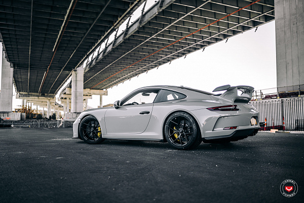 Фото дисков Vossen S21-01 Черный сатин на Porsche 911 VII