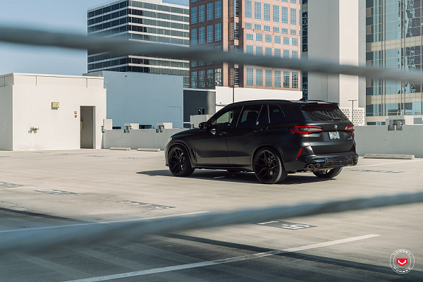 Фото дисков Vossen EVO-4 Черный глянец на BMW X5/X5 M (G05/G18/F95)