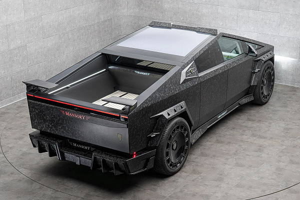 Фото дисков Mansory FD.15 Черный глянец на Tesla Cybertruck