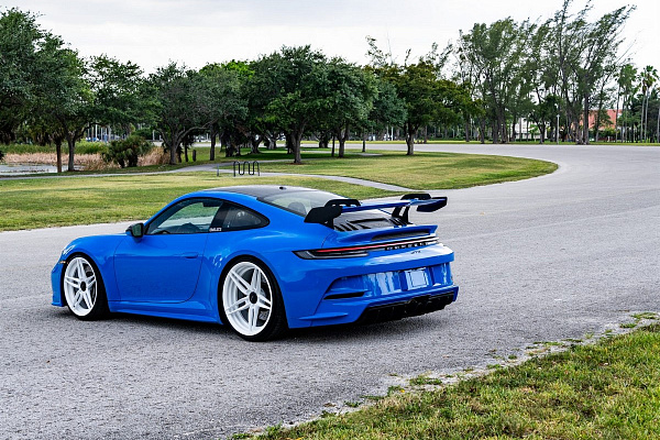 Фото дисков Anrky AN27 Белый глянец на Porsche 911 VIII
