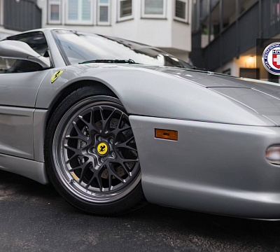 Фото дисков HRE 520 на Ferrari F355
