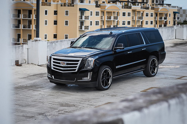 Фото дисков Anrky AN36-S Черный глянец на Cadillac Escalade IV