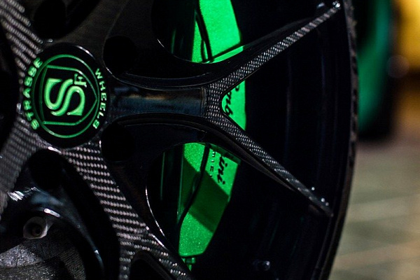 Фото дисков Strasse Wheels SM5R Deep Concave Monoblock Другой цвет на Lamborghini Aventador