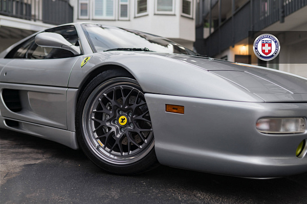 Фото дисков HRE 520 Сатиновый темный лак на Ferrari F355