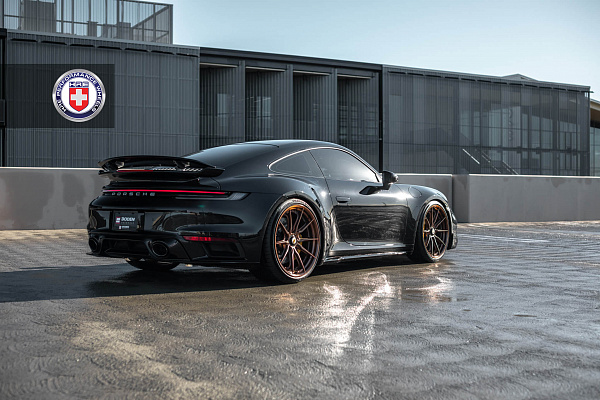 Фото дисков HRE S104SC Глянцевая бронза на Porsche 911 VIII
