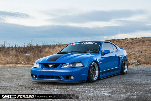 Фото дисков BC Forged LE10 // MLE10 Глянцевый темный лак на Ford Mustang IV