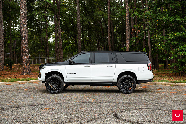 Фото дисков Vossen HF6-3 Черный глянец на Chevrolet Suburban XII