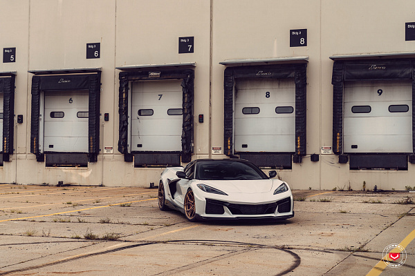 Фото дисков Vossen EVO-3R Глянцевая медь на Chevrolet Corvette C8