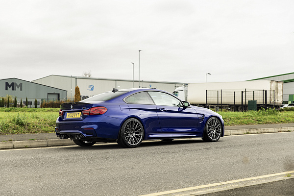 Фото дисков Rotiform LSE Сатиновый графит на BMW 4/M4 (F32/F82)