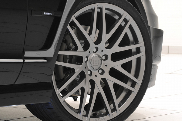 Фото дисков BRABUS Monoblock F Глянцевый графит на Mercedes-Benz CLS (C218)