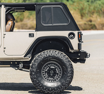 Фото дисков Black Rhino ARMORY на Jeep Wrangler III (JK)