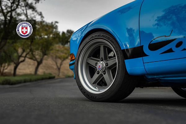 Фото дисков HRE 517K Сатиновый графит на Porsche 911 I